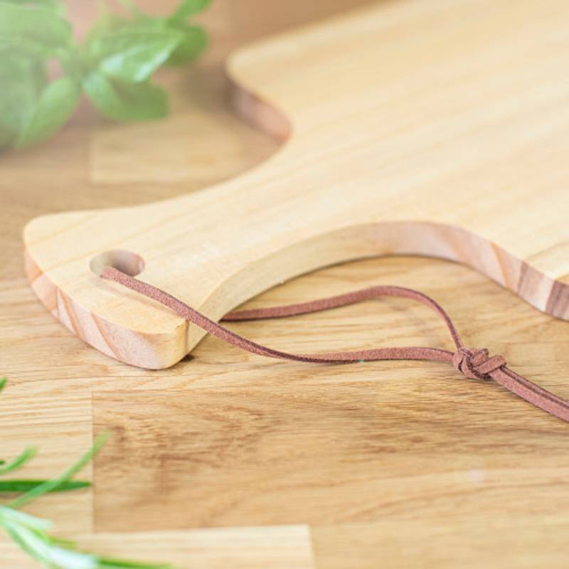 Krájecí prkénko z borovicového dřeva Daxton, hnědá Krájecí prkénko z borovicového dřeva Daxton, hnědá