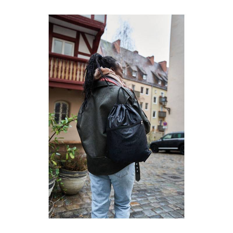 Vrecuško z recyklovateľných plastov RPET, čierna Vrecuško z recyklovateľných plastov RPET, čierna