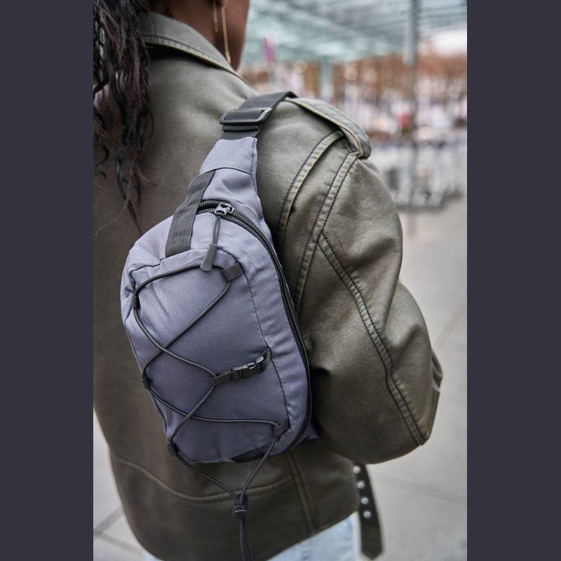 Ľadvinka z recyklovateľných plastov RPET, sivá strieborná Ľadvinka z recyklovateľných plastov RPET, sivá strieborná