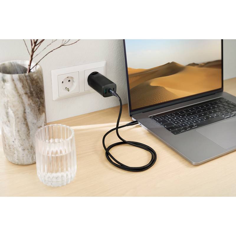 Philips 65W ultra rýchla PD 3-portová USB stenová nabíjačka, čierna Philips 65W ultra rýchla PD 3-portová USB stenová nabíjačka, čierna