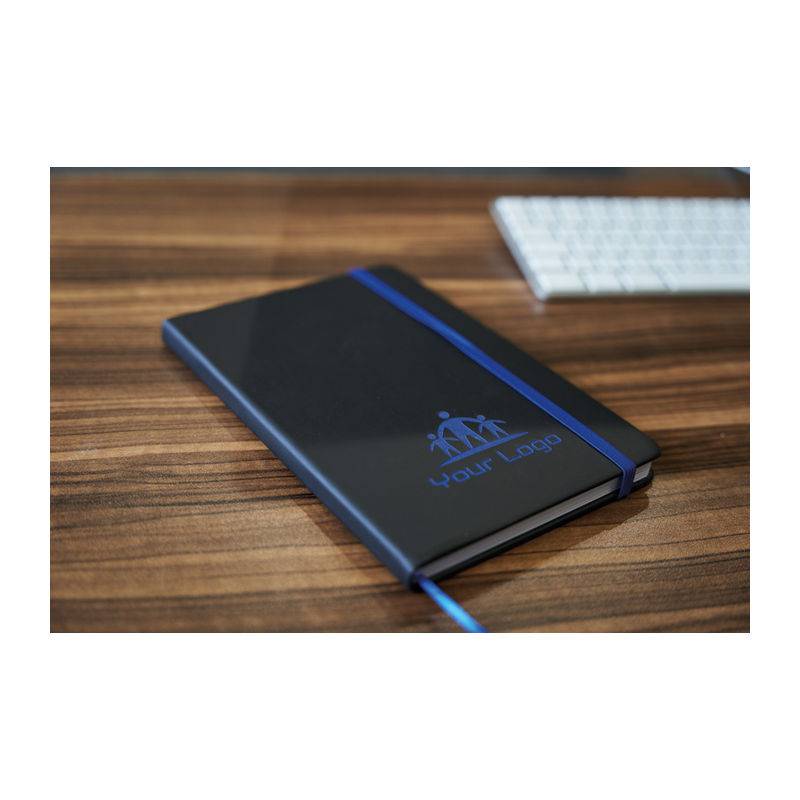 Poznámkový blok A5 s barevným gravírem, modrá Poznámkový blok A5 s barevným gravírem, modrá