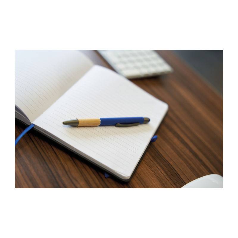 Poznámkový blok A5 s barevným gravírem, modrá Poznámkový blok A5 s barevným gravírem, modrá