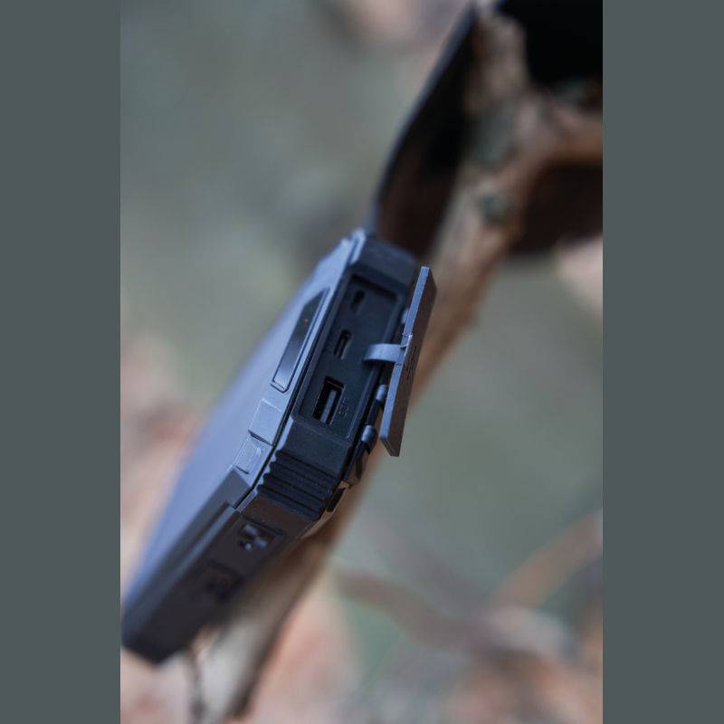 Solární powerbanka 20 000 mAh, černá Solární powerbanka 20 000 mAh, černá