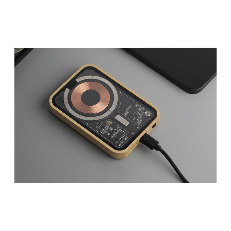 Powerbank Magsafe 5000 mAh, hnedá béžová Powerbank Magsafe 5000 mAh, hnedá béžová