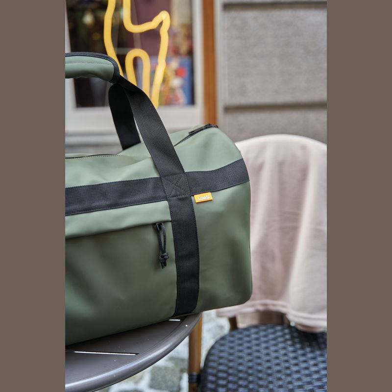 Vodotesná víkendová taška CrisMa, zelená khaki Vodotesná víkendová taška CrisMa, zelená khaki