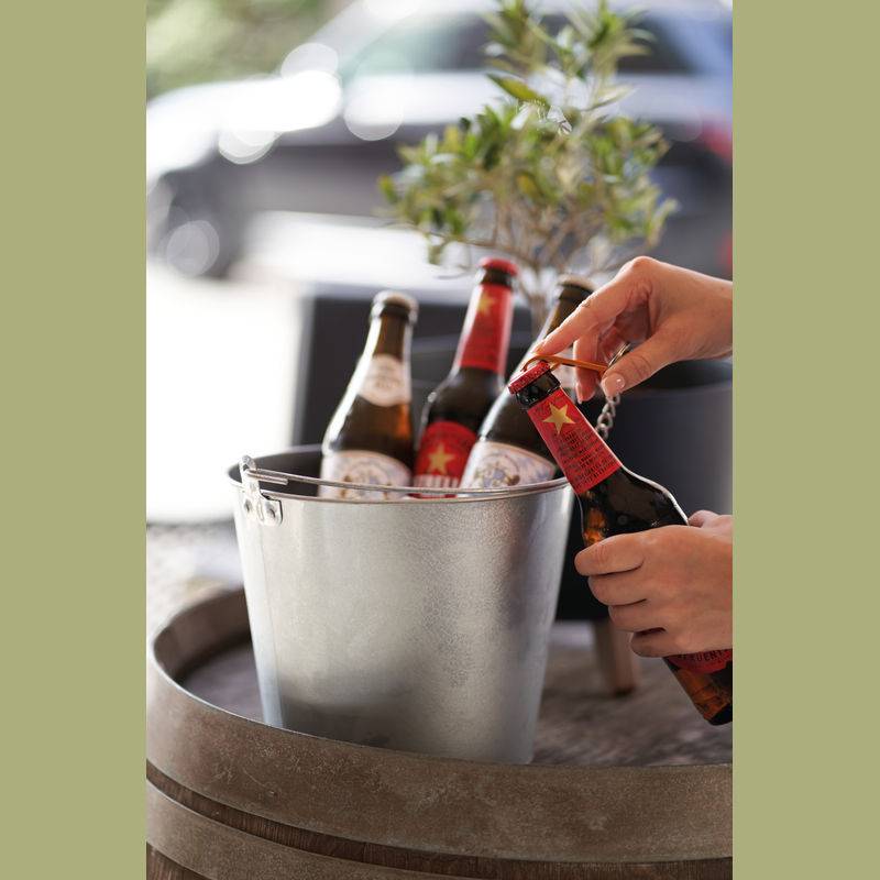 Zinkový kbelík s otvírákem na láhve, šedá 6000ml Zinkový kbelík s otvírákem na láhve, šedá 6000ml