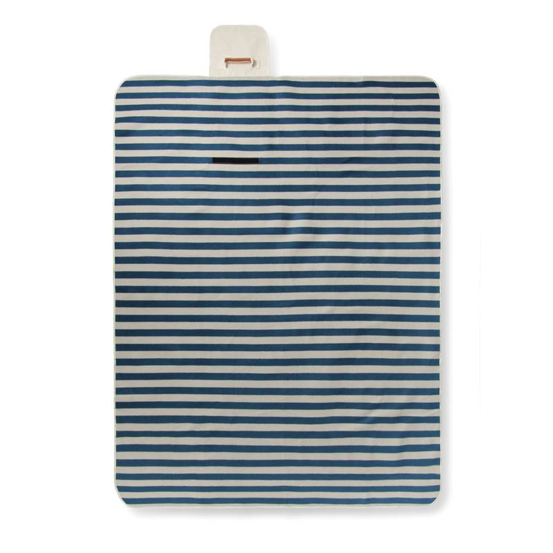 Velká pikniková deka VINGA Alba, modrá námořnická Velká pikniková deka VINGA Alba, modrá námořnická