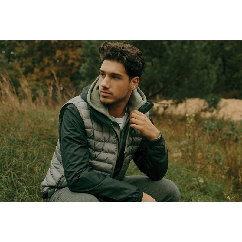 Ľahká bunda Iqoniq Logan, čierna, 4XL Ľahká bunda Iqoniq Logan, čierna, 4XL