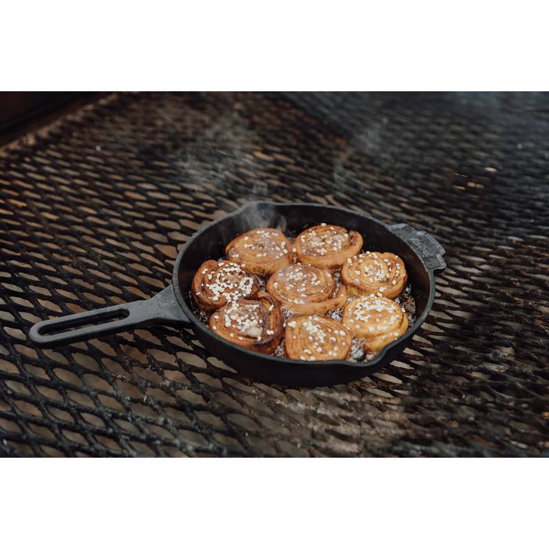 Litinová skillet pánev VINGA Ardoise, 20cm Litinová skillet pánev VINGA Ardoise, 20cm