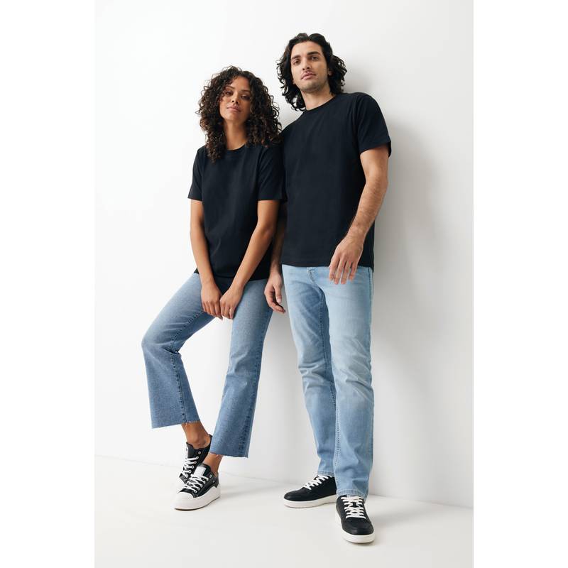 Tričko Iqoniq Kakadu relaxed fit, čierna, L Tričko Iqoniq Kakadu relaxed fit, čierna, L