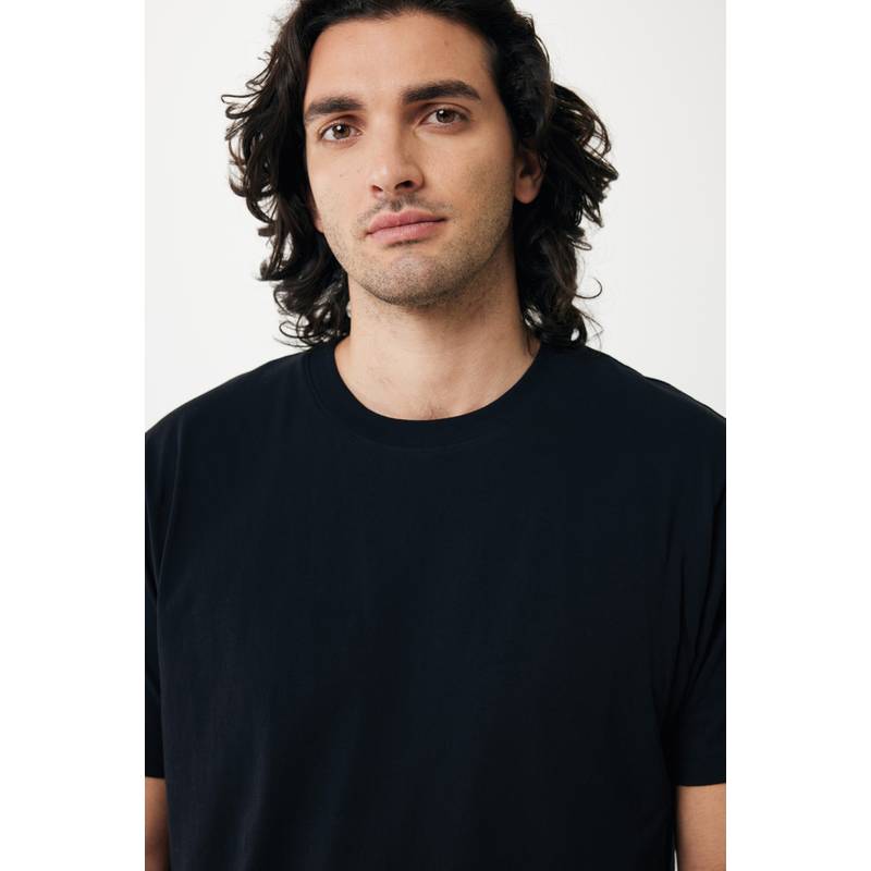 Tričko Iqoniq Kakadu relaxed fit, čierna, L Tričko Iqoniq Kakadu relaxed fit, čierna, L