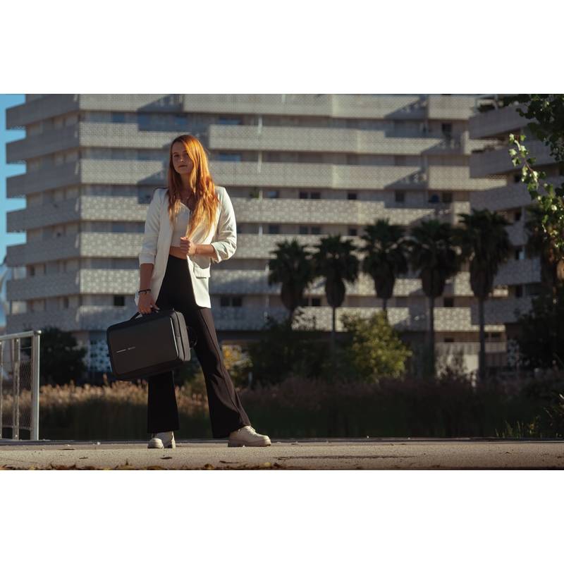 Nedobytný batoh & taška Bobby Bizz 2.0, čierna Nedobytný batoh & taška Bobby Bizz 2.0, čierna