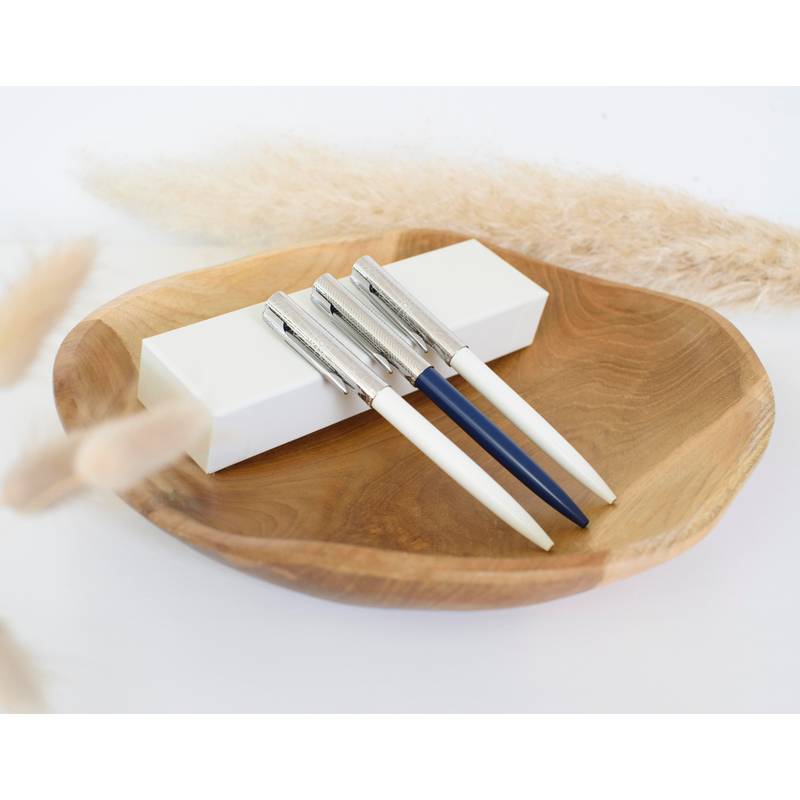 Kuličkové pero Waterman Allure Deluxe, modrá Kuličkové pero Waterman Allure Deluxe, modrá