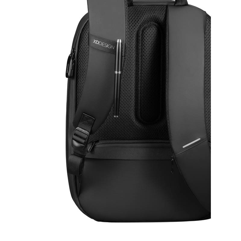 Nedobytný batoh Bobby Edge, čierna Nedobytný batoh Bobby Edge, čierna