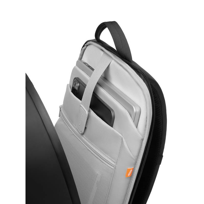 Nedobytný batoh Bobby Edge, čierna Nedobytný batoh Bobby Edge, čierna