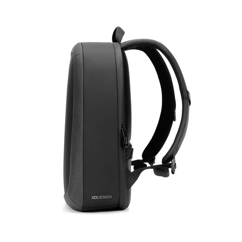 Nedobytný batoh Bobby Edge, čierna Nedobytný batoh Bobby Edge, čierna