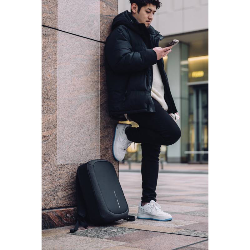 Nedobytný batoh Bobby Edge, čierna Nedobytný batoh Bobby Edge, čierna