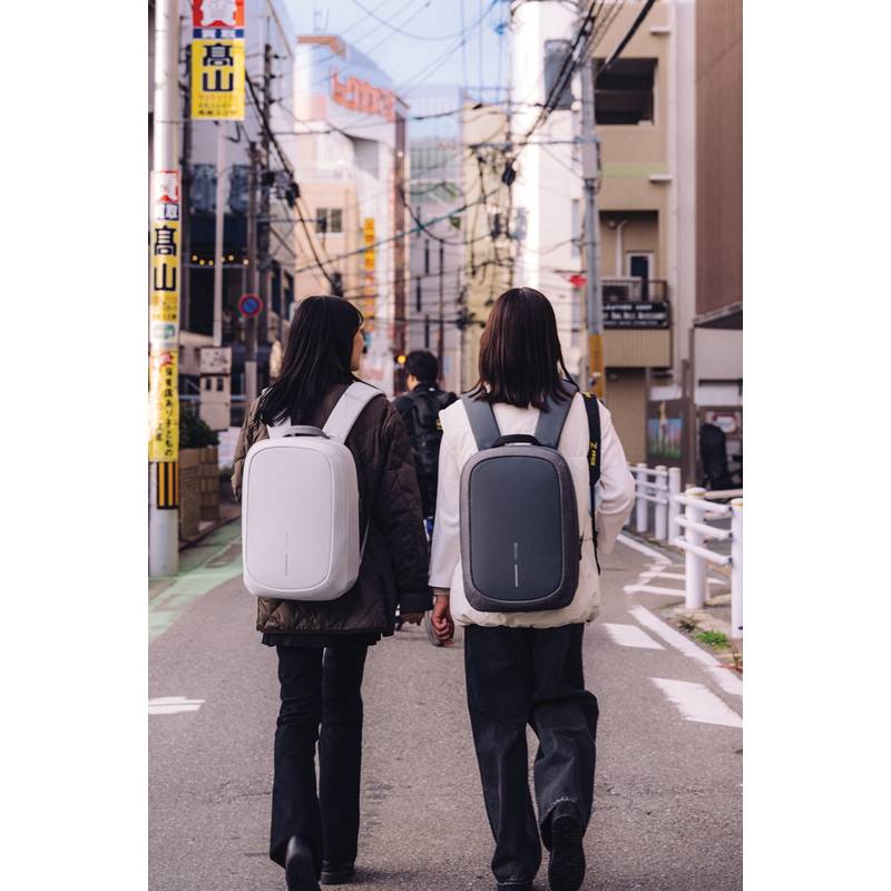 Nedobytný batoh Bobby Edge, čierna Nedobytný batoh Bobby Edge, čierna