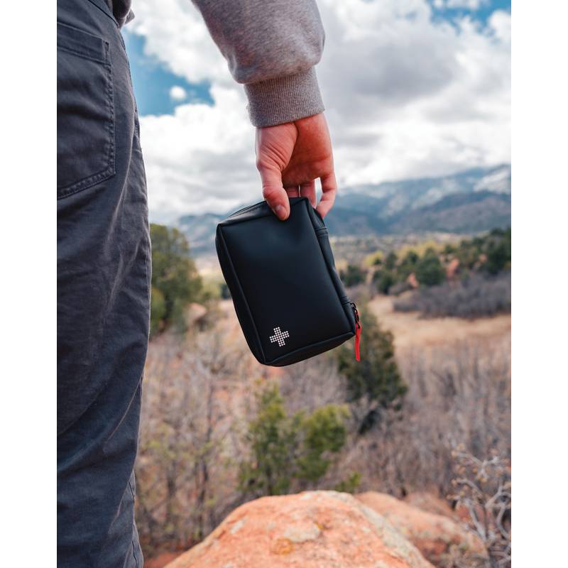 Lekárnička z RCS recykl. PU nubuku, čierna Lekárnička z RCS recykl. PU nubuku, čierna