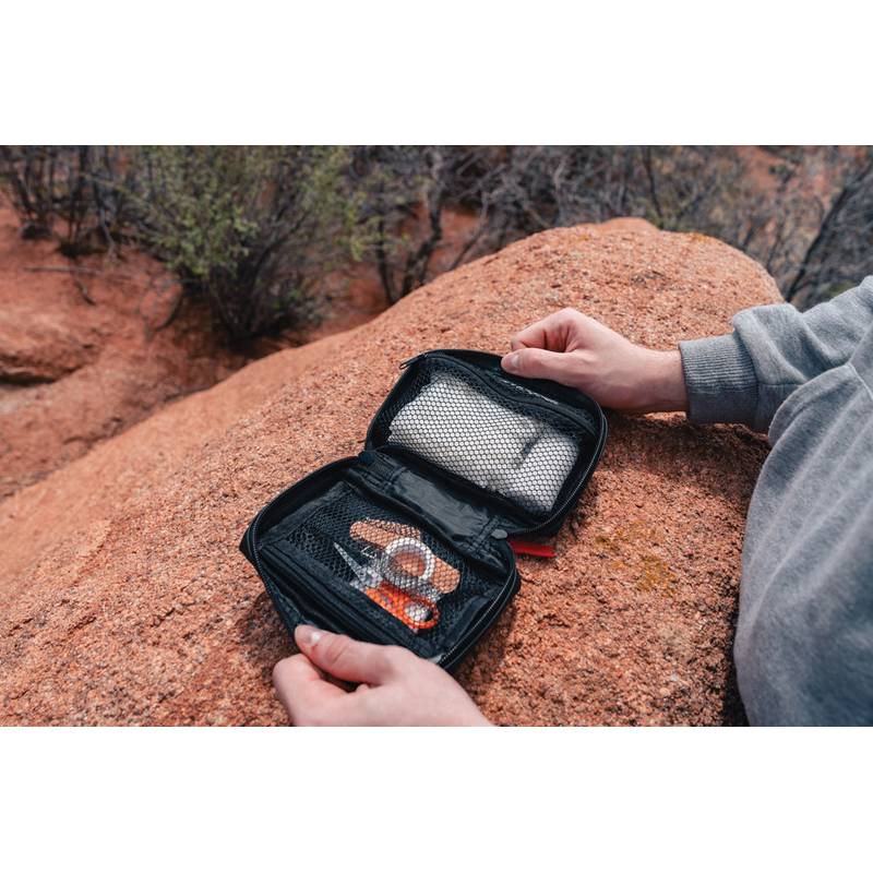 Lekárnička z RCS recykl. PU nubuku, čierna Lekárnička z RCS recykl. PU nubuku, čierna