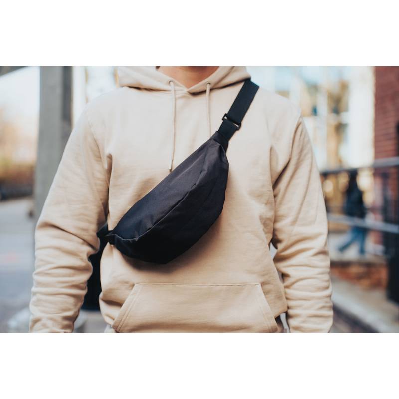 Ľadvinka Crescent z RPET AWARE™, čierna Ľadvinka Crescent z RPET AWARE™, čierna