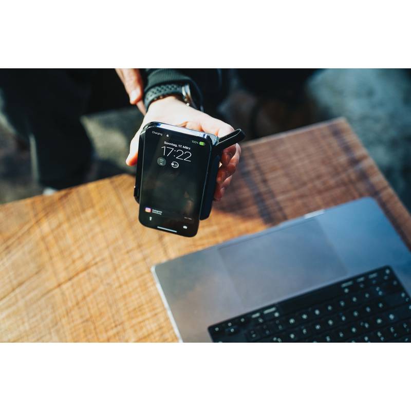 Univerzálna nabíjačka 5v1 65W 15000mAh Urban Vitamin Oxnard, čierna Univerzálna nabíjačka 5v1 65W 15000mAh Urban Vitamin Oxnard, čierna