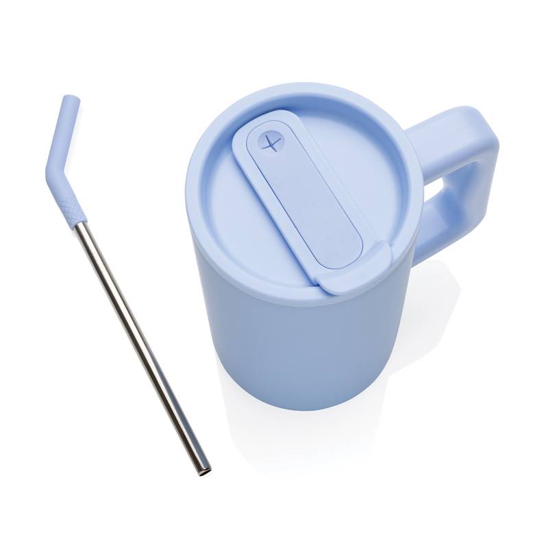 Hrnek Cube 800 ml z recykl. oceli s certifikací RCS, modrá světla Hrnek Cube 800 ml z recykl. oceli s certifikací RCS, modrá světla