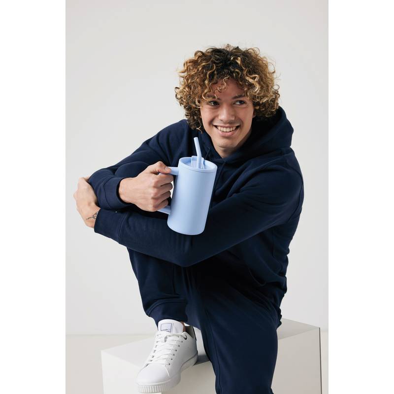 Hrnek Cube 800 ml z recykl. oceli s certifikací RCS, modrá světla Hrnek Cube 800 ml z recykl. oceli s certifikací RCS, modrá světla