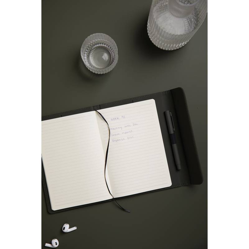 Pero VINGA Baltimore z RCS recykl. nerezovej ocele, zelená Pero VINGA Baltimore z RCS recykl. nerezovej ocele, zelená