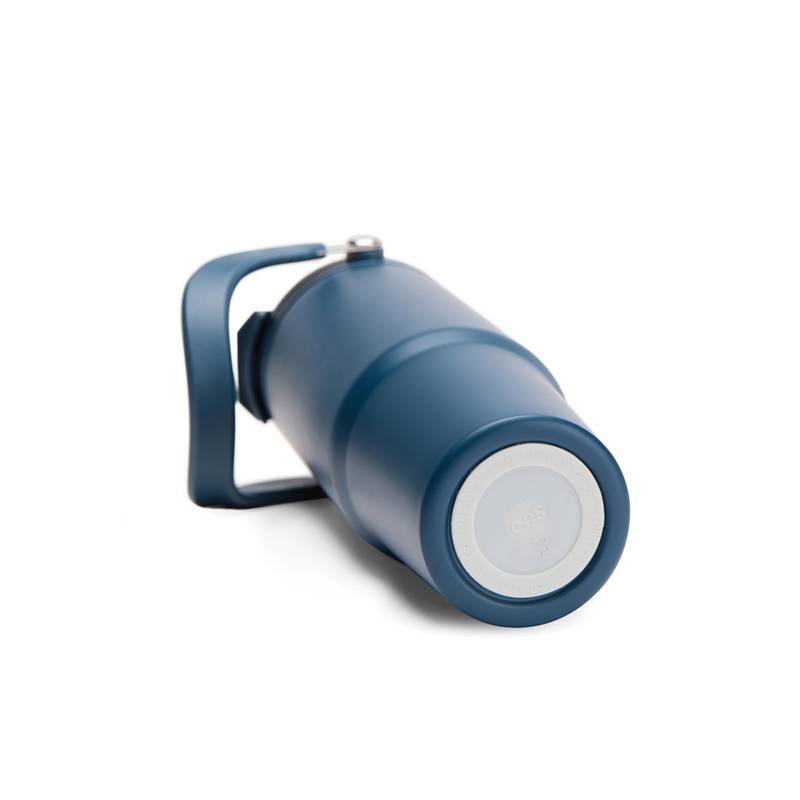 Termoláhev VINGA Eos z RCS recykl. nerezové oceli 880ml, modrá námořnická Termoláhev VINGA Eos z RCS recykl. nerezové oceli 880ml, modrá námořnická