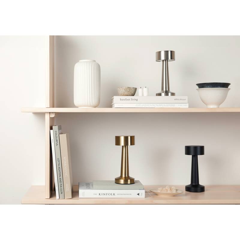 Stolní lampa VINGA Maris z RCS recykl. ABS, šedá stříbrná Stolní lampa VINGA Maris z RCS recykl. ABS, šedá stříbrná