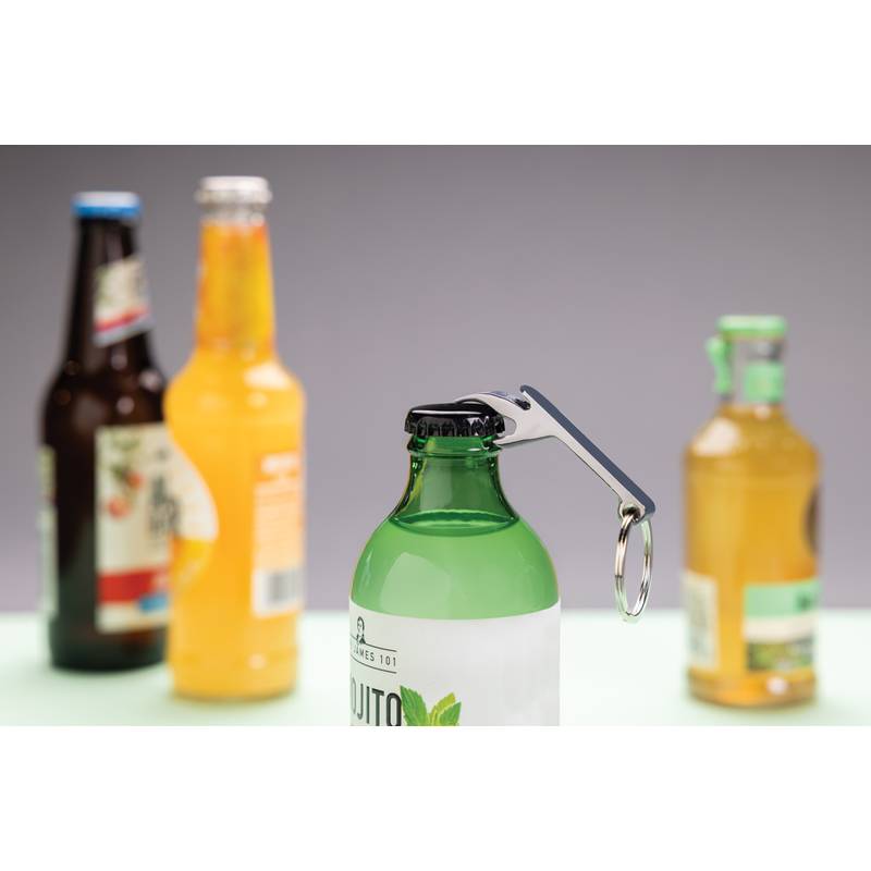 Kľúčenka s otváračom z RCS recykl. zliatiny zinku, sivá strieborná Kľúčenka s otváračom z RCS recykl. zliatiny zinku, sivá strieborná