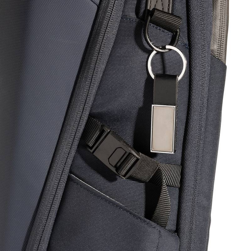 Luxusná kľúčenka z RCS recykl. PU a zliatiny zinku, čierna Luxusná kľúčenka z RCS recykl. PU a zliatiny zinku, čierna