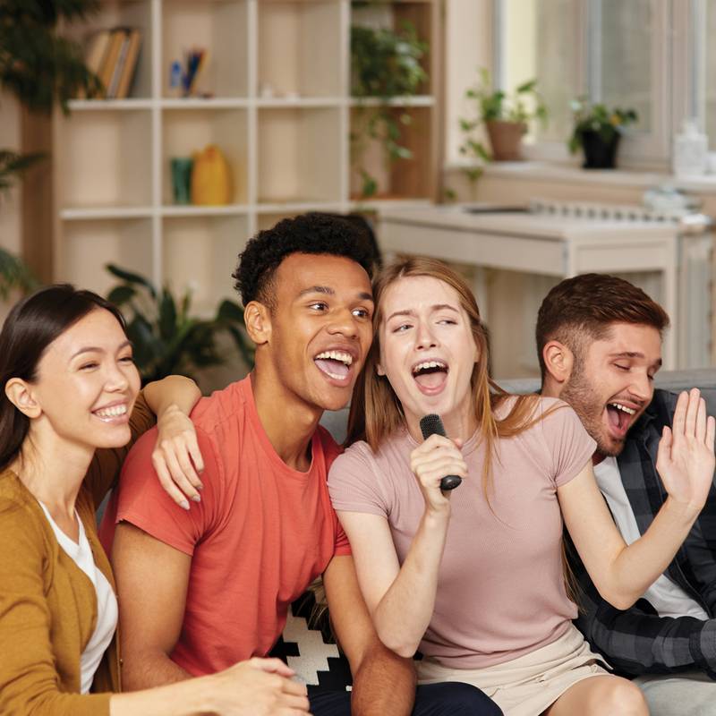 Sada na karaoke s dvojitým mikrofónom Singvibe z RCS plastu, čierna Sada na karaoke s dvojitým mikrofónom Singvibe z RCS plastu, čierna