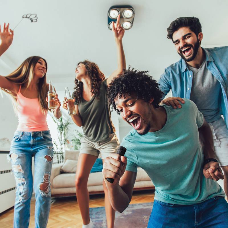 Sada na karaoke s dvojitým mikrofónom Singvibe z RCS plastu, čierna Sada na karaoke s dvojitým mikrofónom Singvibe z RCS plastu, čierna