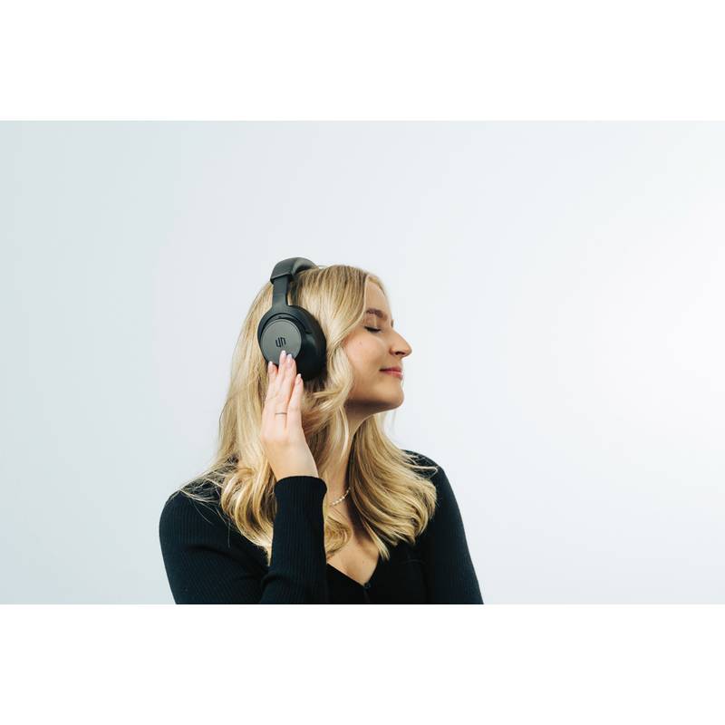 Opravitelná bezdrátová sluchátka Irvine z RCS recykl. plastu, černá Opravitelná bezdrátová sluchátka Irvine z RCS recykl. plastu, černá