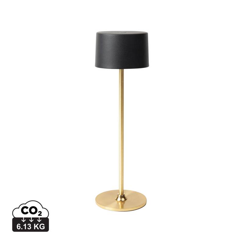 Stolová lampa VINGA Nauro z RCS recykl. ABS, čierna Stolová lampa VINGA Nauro z RCS recykl. ABS, čierna
