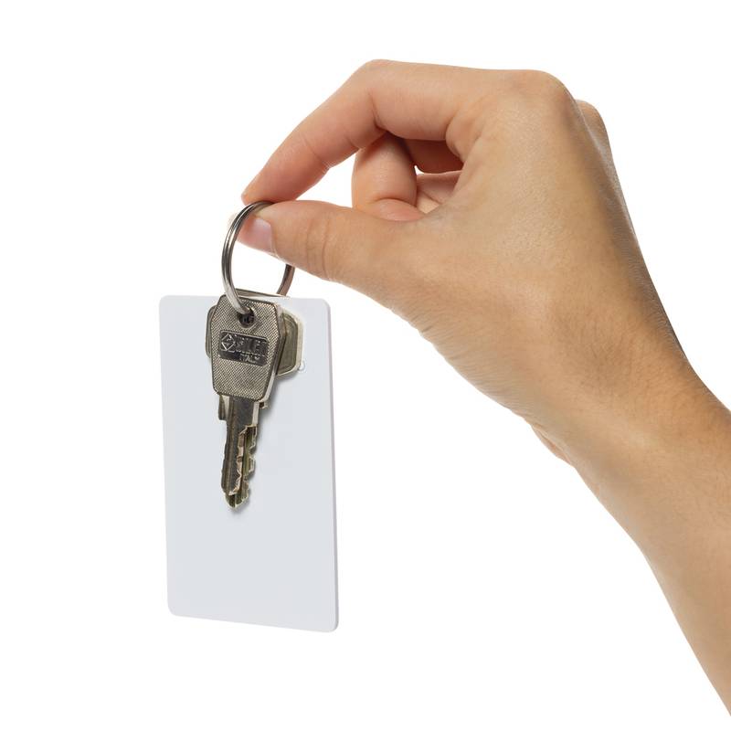 Ultratenká karta s nabíjecím lokátorem Findit z RCS plastu, bílá Ultratenká karta s nabíjecím lokátorem Findit z RCS plastu, bílá