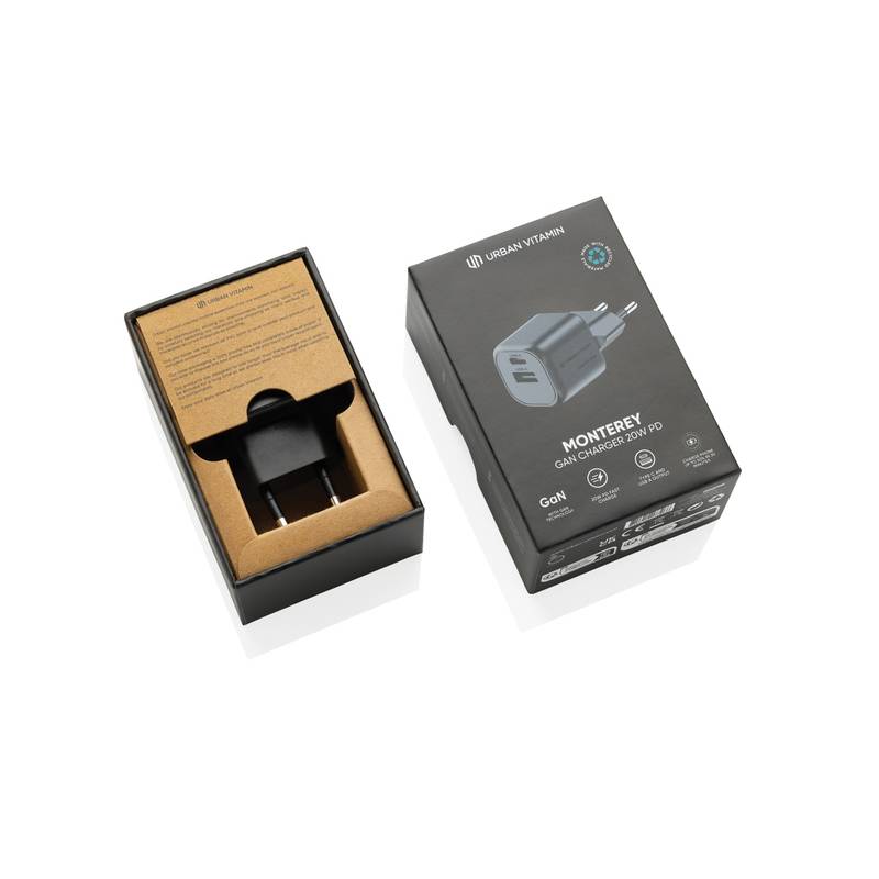 Urban Vitamin Santa Cruz RCS recykl. pl. 70W nabíjačka GAN, čierna Urban Vitamin Santa Cruz RCS recykl. pl. 70W nabíjačka GAN, čierna