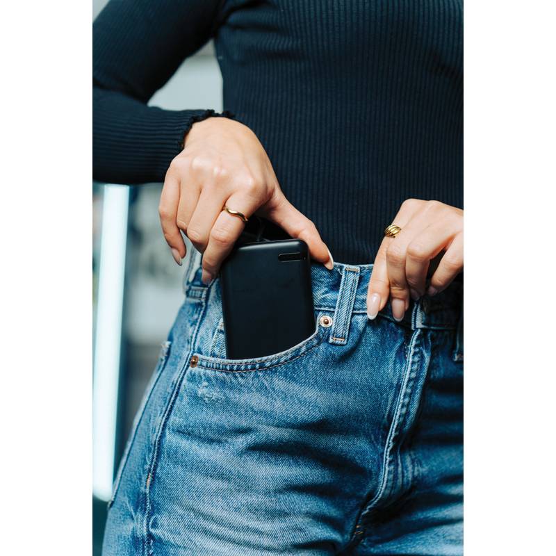 Urban Vitamin Menlo Park RCS recykl. 20.000 20W PD powerbank, čierna Urban Vitamin Menlo Park RCS recykl. 20.000 20W PD powerbank, čierna