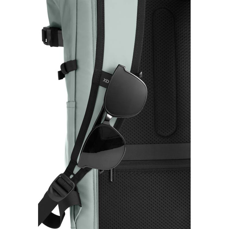 Nedobytný a vodeodolný batoh Urban, zelená Iceberg - čierna Nedobytný a vodeodolný batoh Urban, zelená Iceberg - čierna