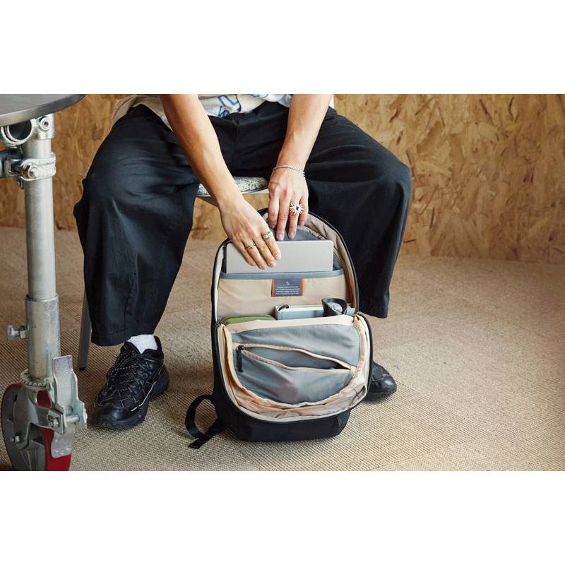 Bellroy Via Backpack, černá Bellroy Via Backpack, černá