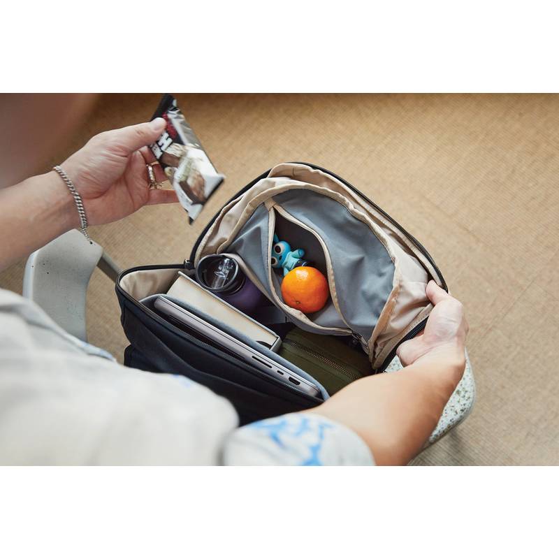 Bellroy Via Backpack, černá Bellroy Via Backpack, černá