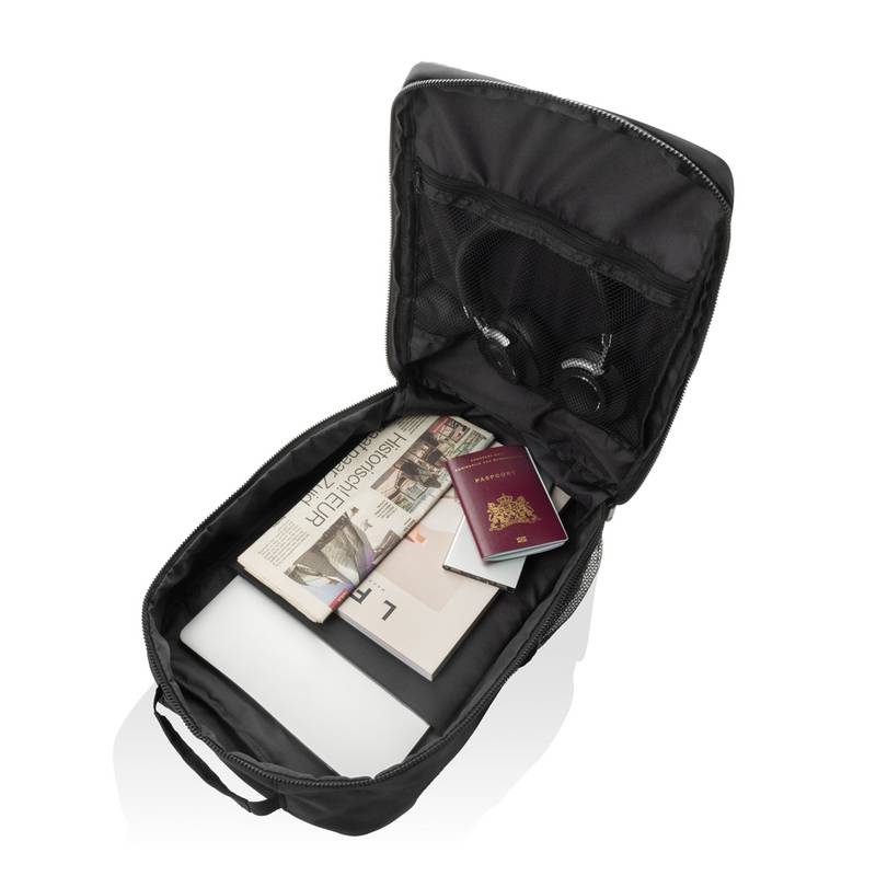 Batoh na 15,6" notebook Swiss Peak Essential z RPET AWARE™, černá Batoh na 15,6" notebook Swiss Peak Essential z RPET AWARE™, černá