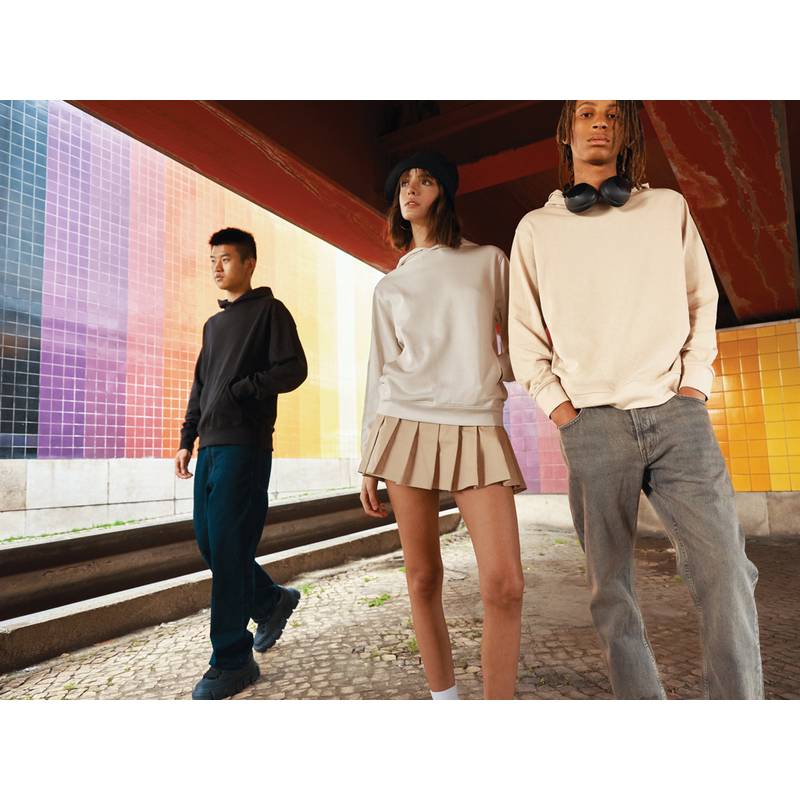 Mikina s kapucí a bočními kapsami Iqoniq Yengo z rec. bavlny, hnědá desert, L Mikina s kapucí a bočními kapsami Iqoniq Yengo z rec. bavlny, hnědá desert, L