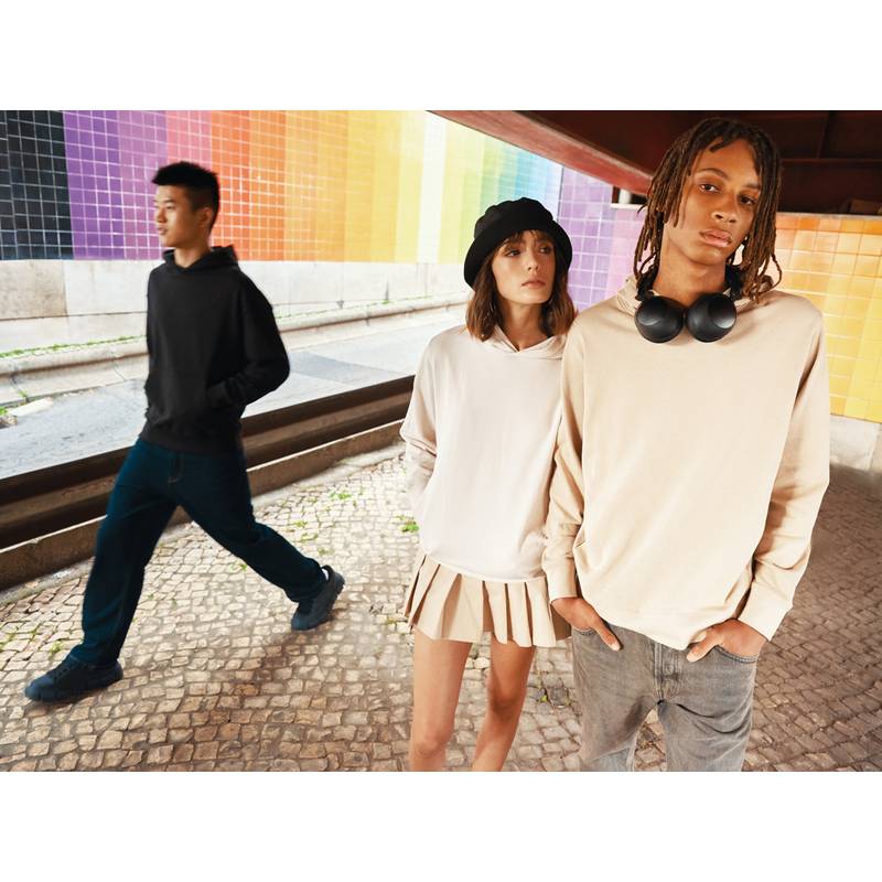 Mikina s kapucí a bočními kapsami Iqoniq Yengo z rec. bavlny, hnědá desert, L Mikina s kapucí a bočními kapsami Iqoniq Yengo z rec. bavlny, hnědá desert, L