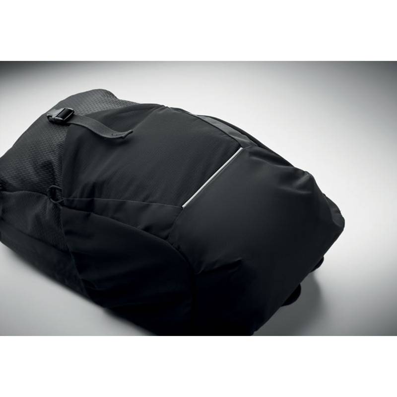 Turistický batoh 18L, černá Turistický batoh 18L, černá