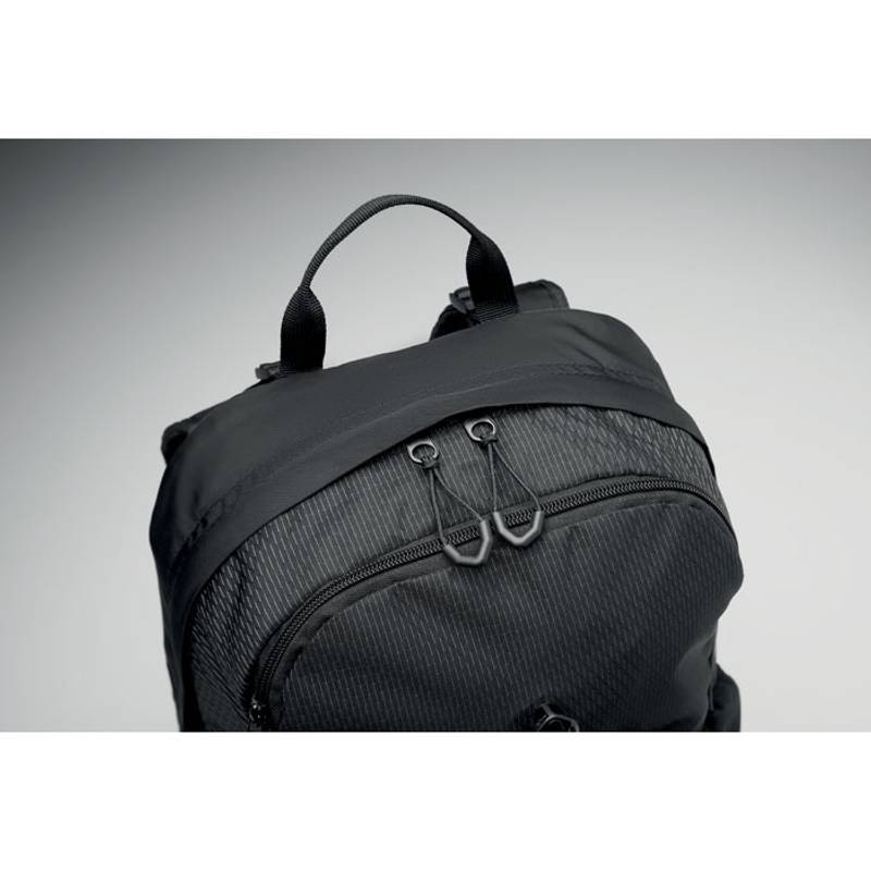 Turistický batoh 18L, černá Turistický batoh 18L, černá