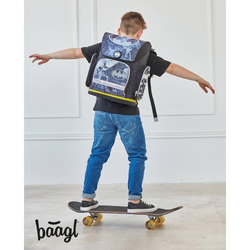 BAAGL SET 5 Ergo Batman: aktovka, penál, sáček, desky, peněženka BAAGL SET 5 Ergo Batman: aktovka, penál, sáček, desky, peněženka