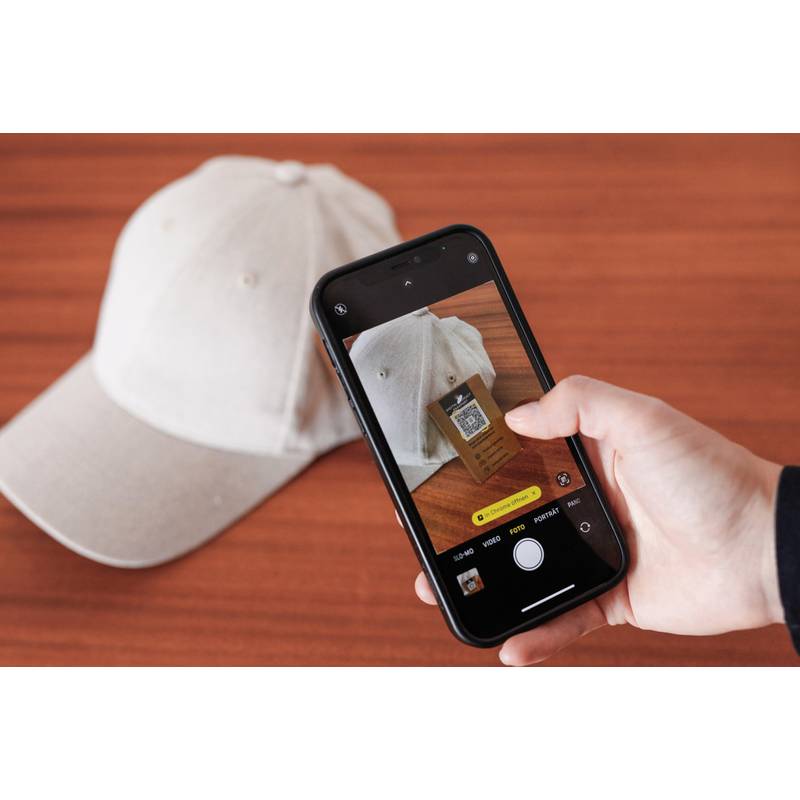 Recyklovaná šiltovka 200gr z Milo AWARE™, biela off Recyklovaná šiltovka 200gr z Milo AWARE™, biela off